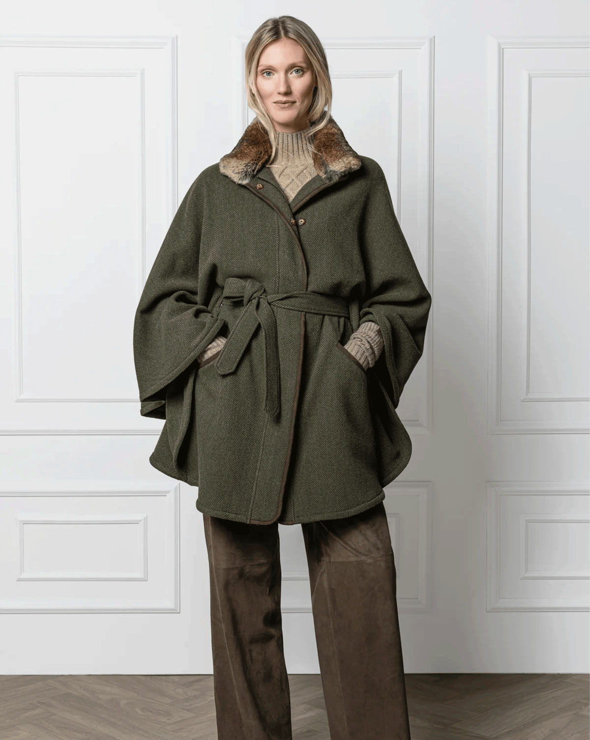 Habsburg Wool Cape Kolbenturm in Herringbone