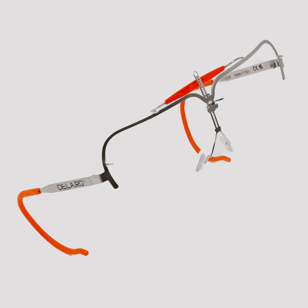 De.La.Ro Frame & Case (includes 1 set of lenses)